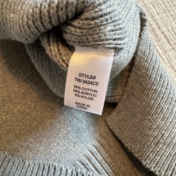 Zenana Ribbed Side-Slit Oversized Sweater sz S - Picture 5 of 7